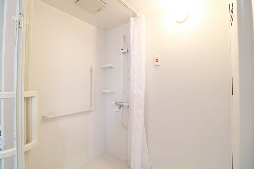 シャワールーム完備の個室